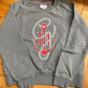 Gigi Hadid x Tommy Hilfiger gray sweater